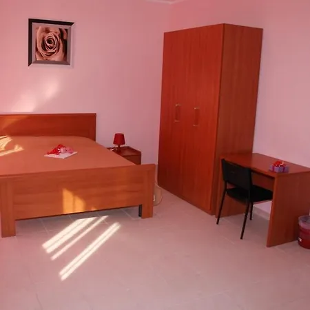 Pone Bed & Breakfast *